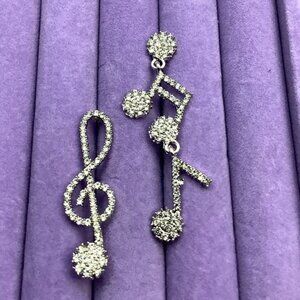 Musical Notes Rhinestones pierced Earrings